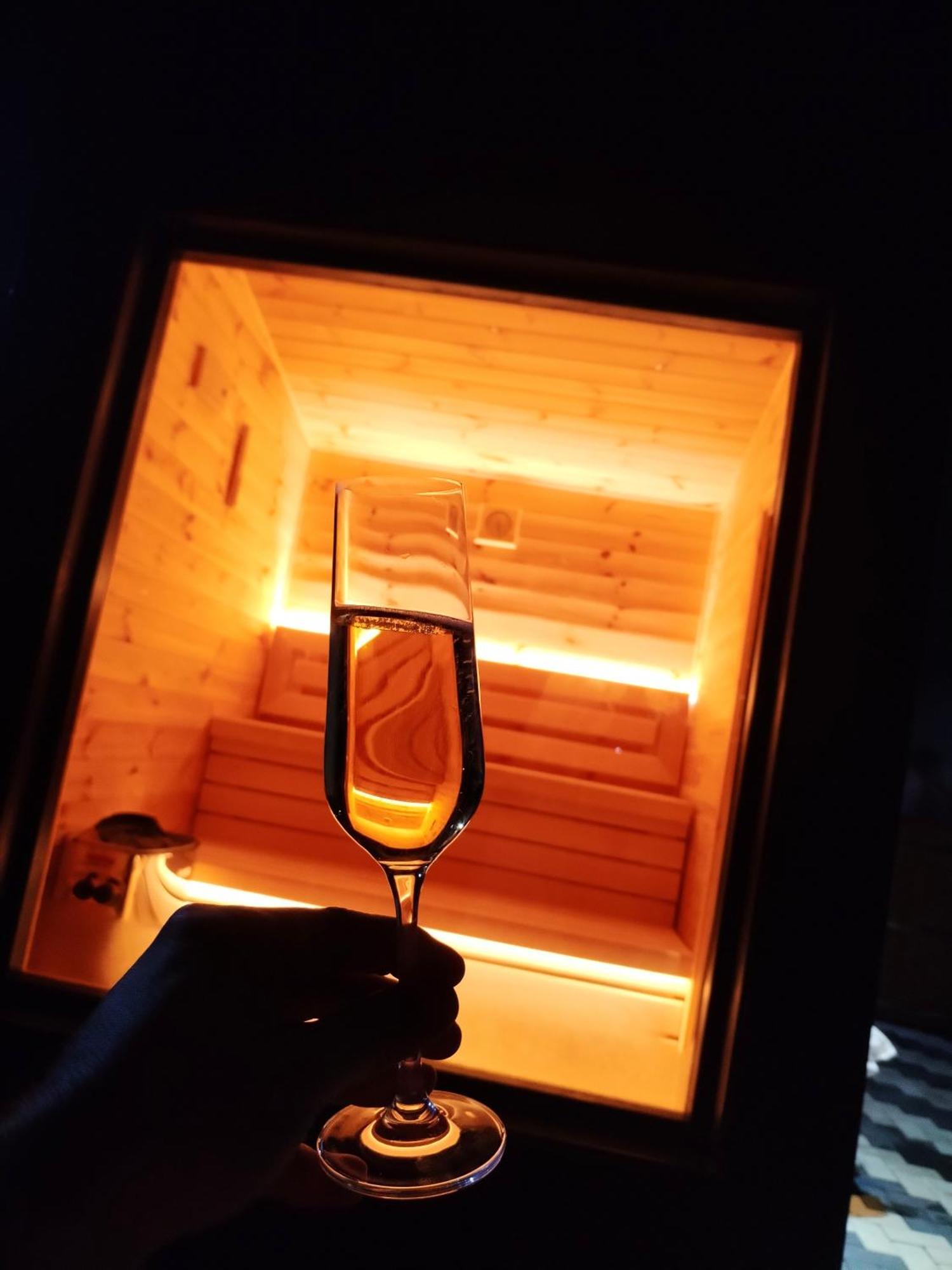 Pensiunea Subcarpati Călimăneşti エクステリア 写真